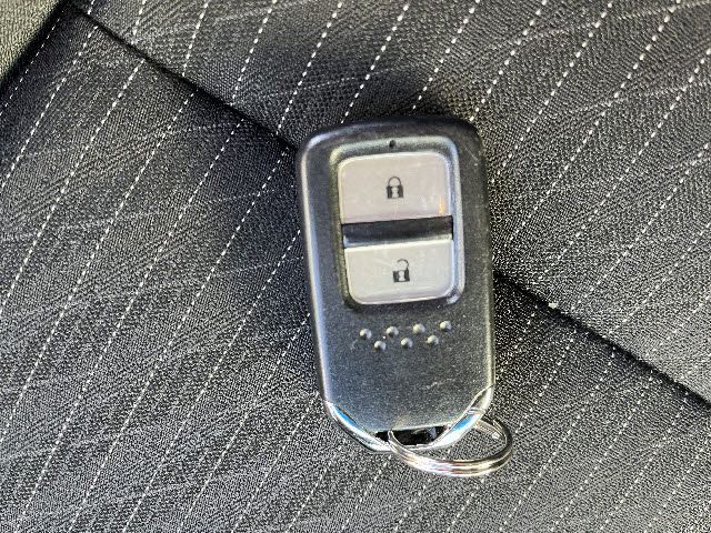 HONDA FIT HYBRID 2017