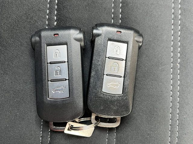 MITSUBISHI OUTLANDER PHEV 2018