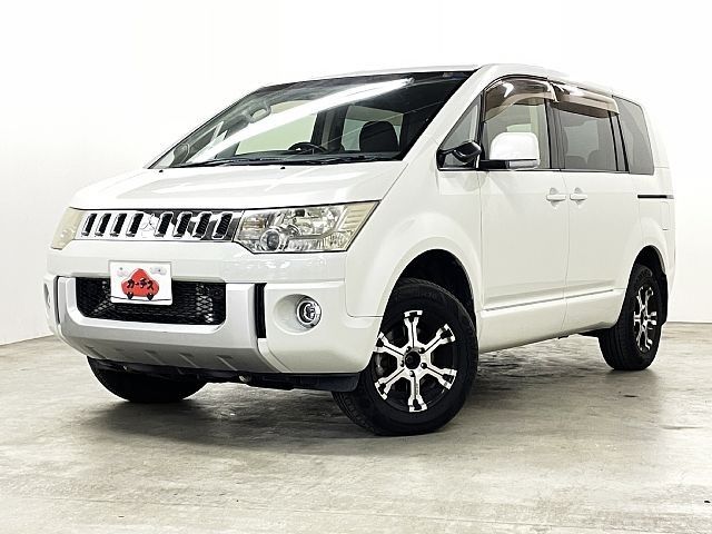 MITSUBISHI DELICA D:5 4WD 2013