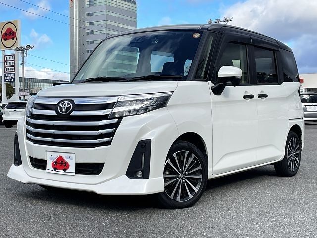 TOYOTA ROOMY 2022