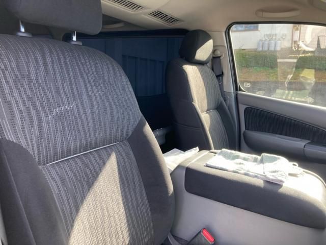 NISSAN NV350 CARAVAN 4WD 2019