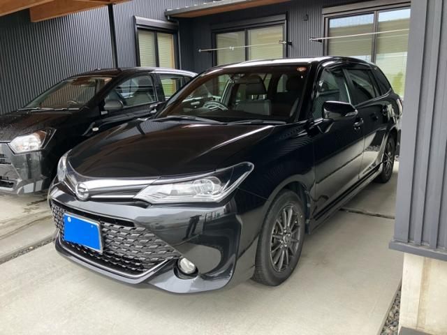 TOYOTA COROLLA FIELDER 2015