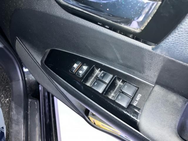 TOYOTA COROLLA FIELDER 2015