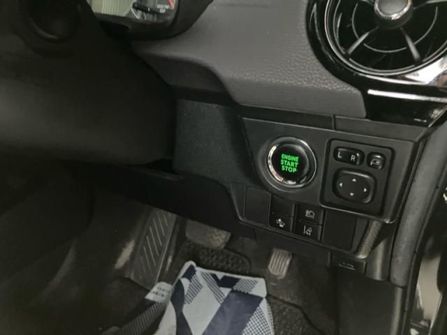 TOYOTA COROLLA FIELDER 2015