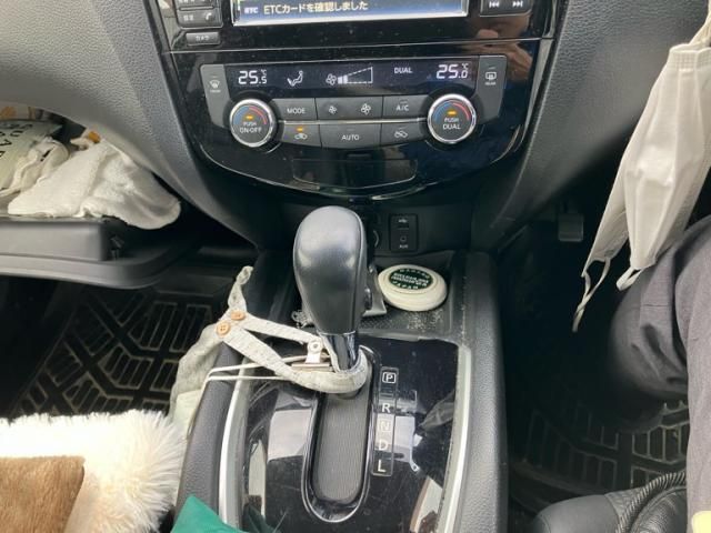 NISSAN X-TRAIL HYBRID 4WD 2015