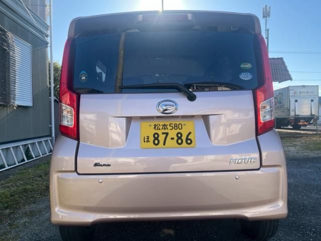 DAIHATSU MOVE 2015