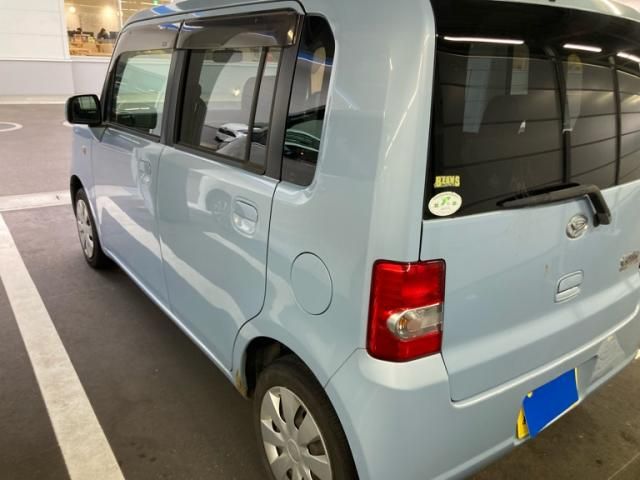 DAIHATSU MOVE CONTE 2011