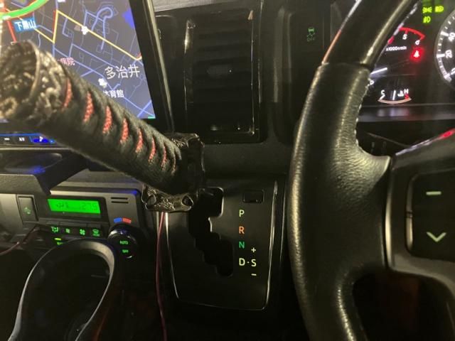 TOYOTA HIACE van 2WD 2020