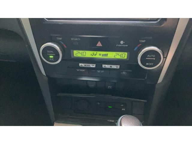 TOYOTA CAMRY HYBRID 2012