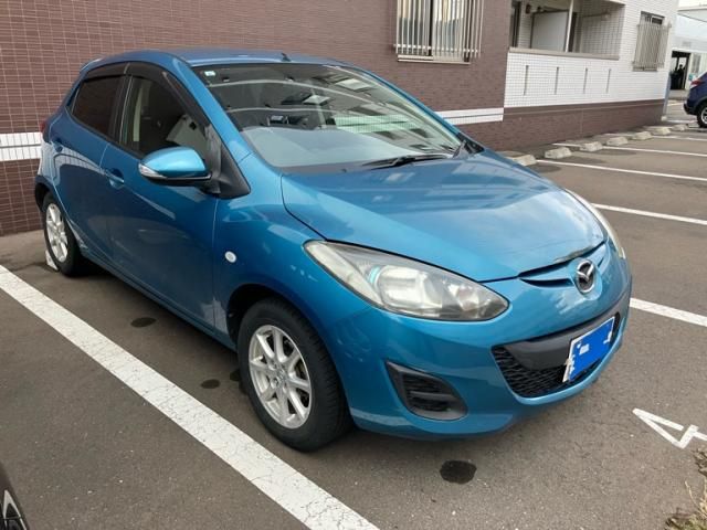 MAZDA DEMIO 2011