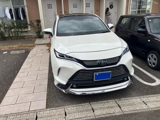 TOYOTA HARRIER HYBRID 2021