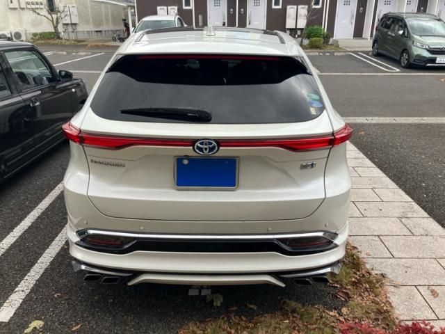 TOYOTA HARRIER HYBRID 2021