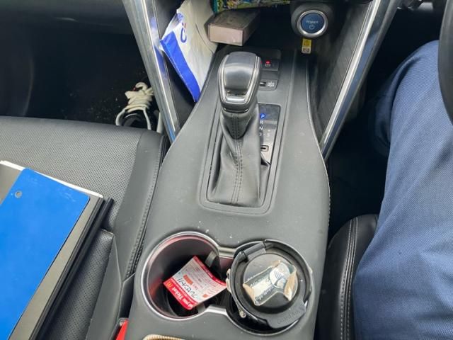 TOYOTA HARRIER HYBRID 2021