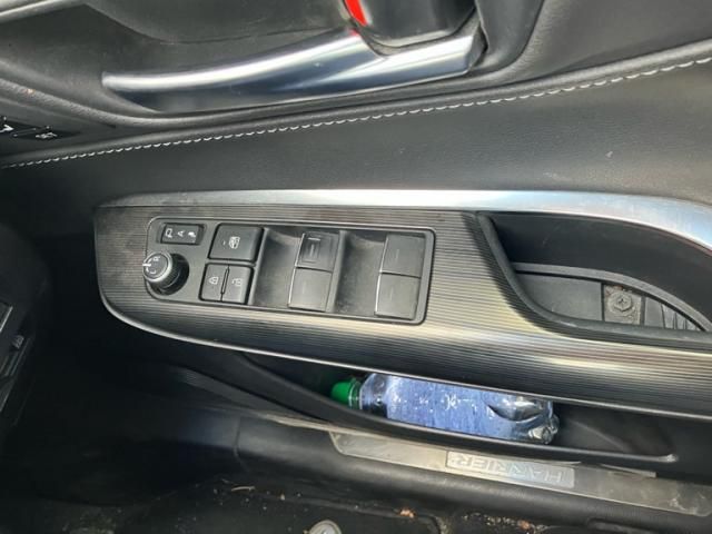 TOYOTA HARRIER HYBRID 2021