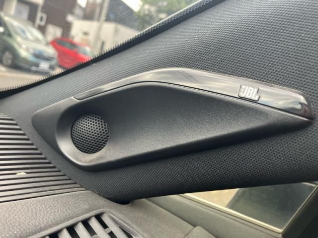 TOYOTA HARRIER HYBRID 2021