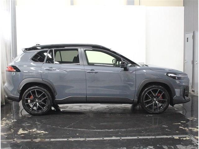 TOYOTA COROLLA CROSS HYBRID 2025