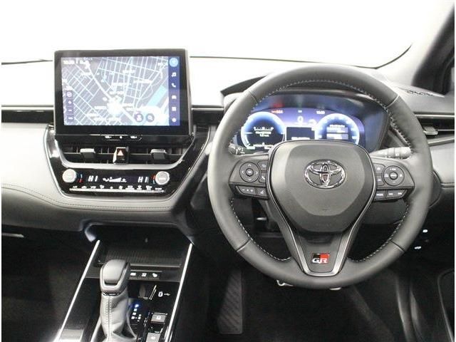 TOYOTA COROLLA CROSS HYBRID 2025