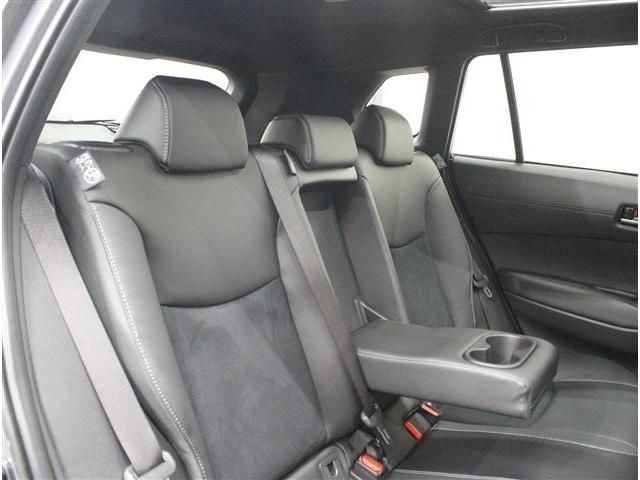 TOYOTA COROLLA CROSS HYBRID 2025