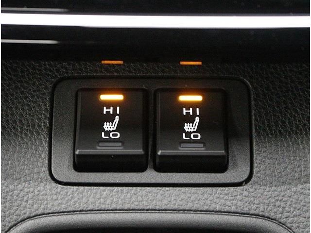 TOYOTA COROLLA CROSS HYBRID 2025