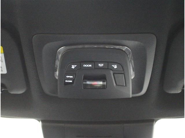 TOYOTA COROLLA CROSS HYBRID 2025