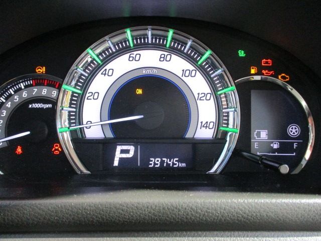 SUZUKI Spacia custom Z 2017