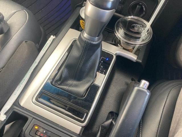 TOYOTA LANDCRUISER PRADO 2019