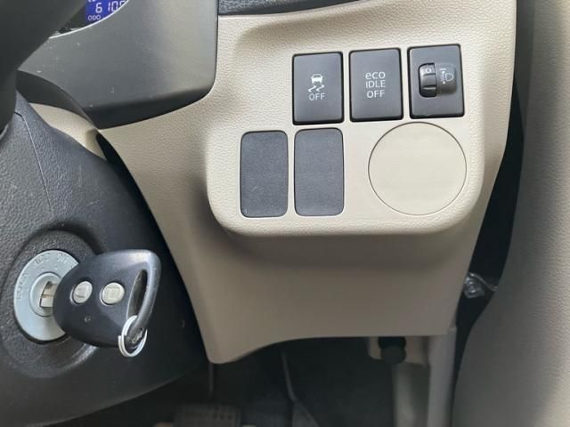 DAIHATSU MIRA e:S 2011