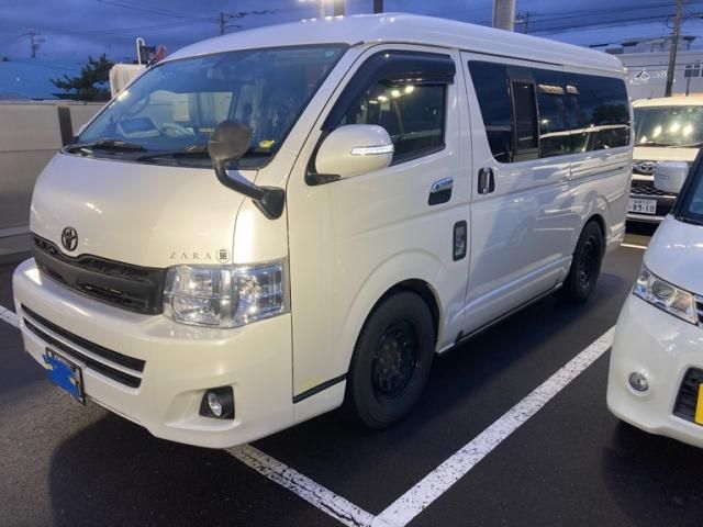 TOYOTA HIACE wagon 4WD 2013