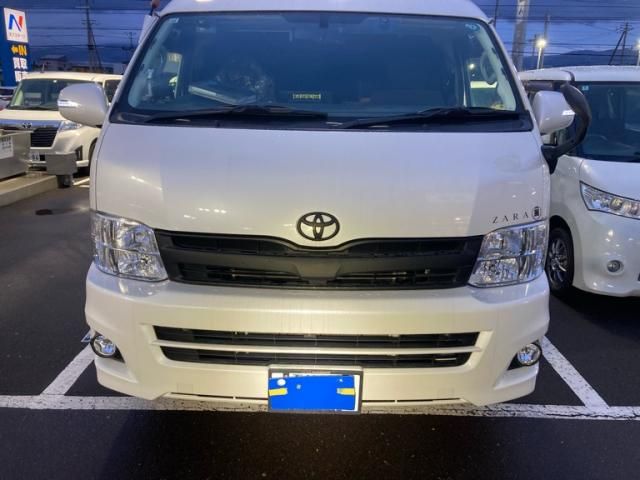 TOYOTA HIACE wagon 4WD 2013