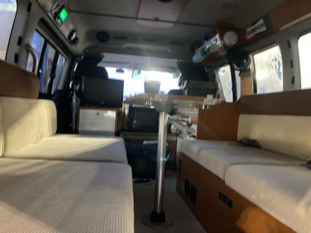 TOYOTA HIACE wagon 4WD 2013