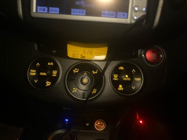 TOYOTA VANGUARD 4WD 2010