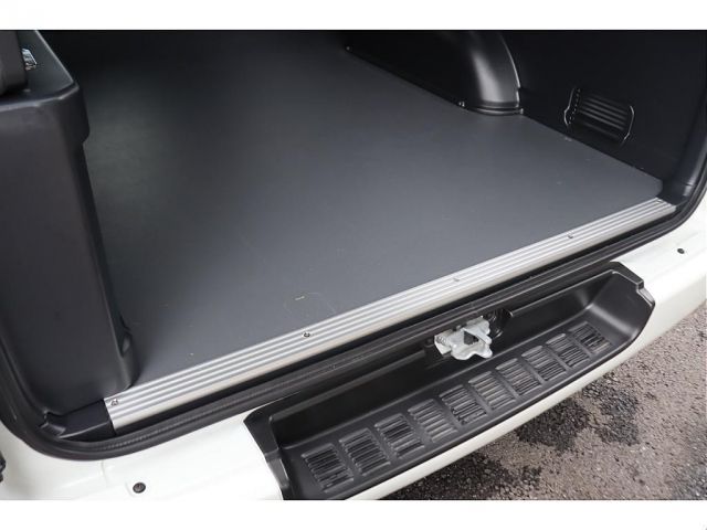 TOYOTA HIACE van 2WD 2023