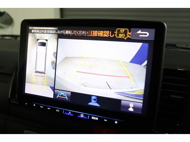 TOYOTA HIACE van 4WD 2024