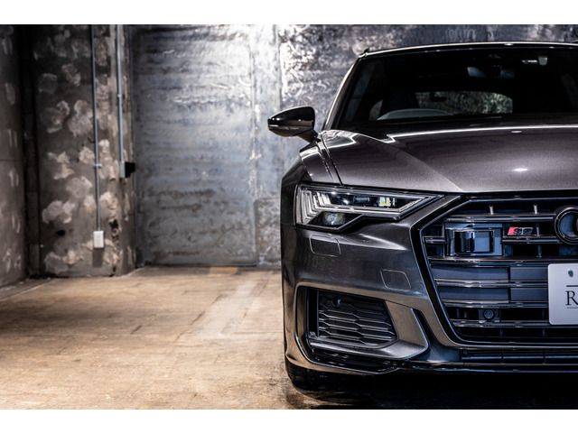 AUDI AUDI S6 AVANT 2022