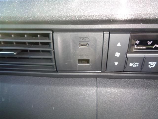 HONDA N BOX CUSTOM 2023