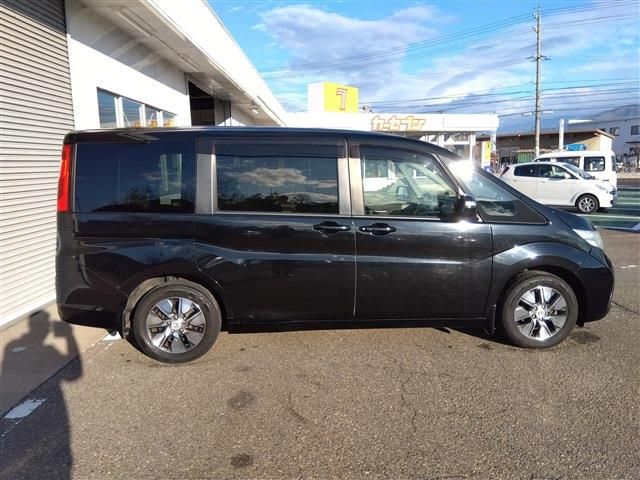 HONDA STEPWAGON 4WD 2017