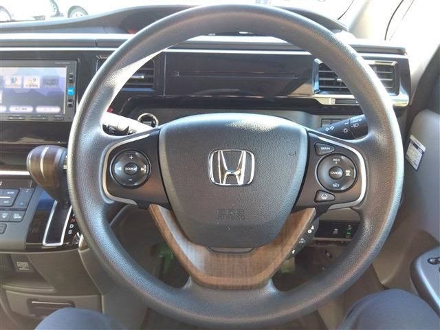 HONDA STEPWAGON 4WD 2017