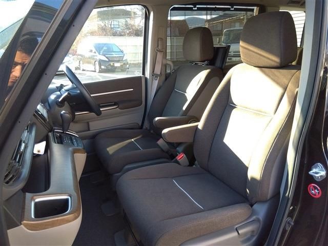 HONDA STEPWAGON 4WD 2017