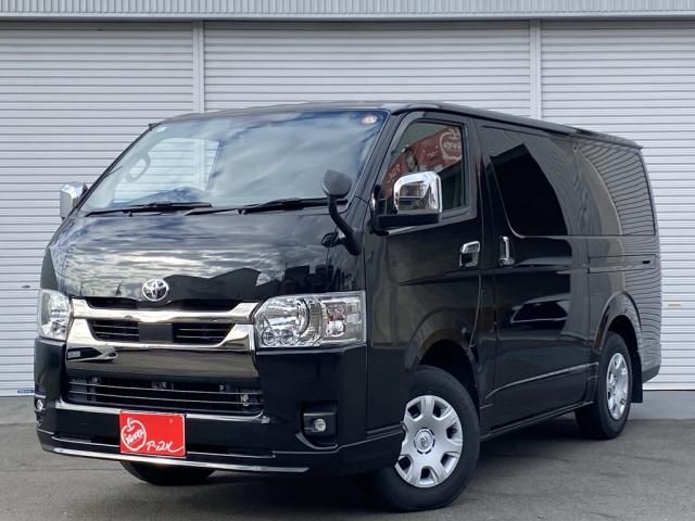 TOYOTA HIACE van 4WD 2023