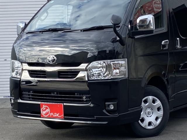 TOYOTA HIACE van 4WD 2023