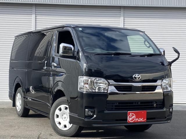 TOYOTA HIACE van 4WD 2023