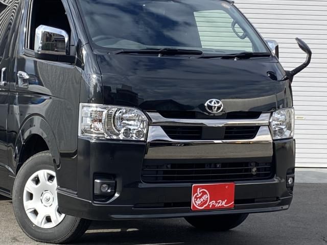 TOYOTA HIACE van 4WD 2023