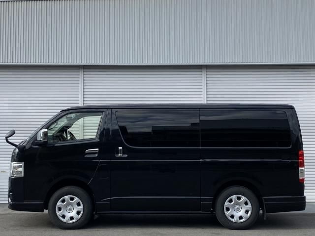 TOYOTA HIACE van 4WD 2023