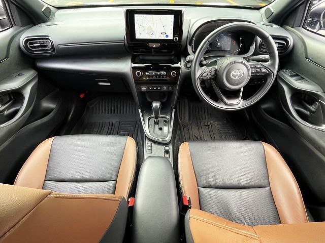 TOYOTA YARIS CROSS 2024