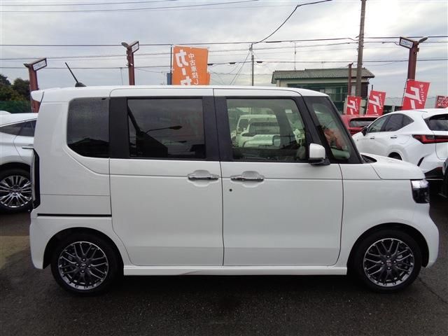 HONDA N BOX CUSTOM 2024