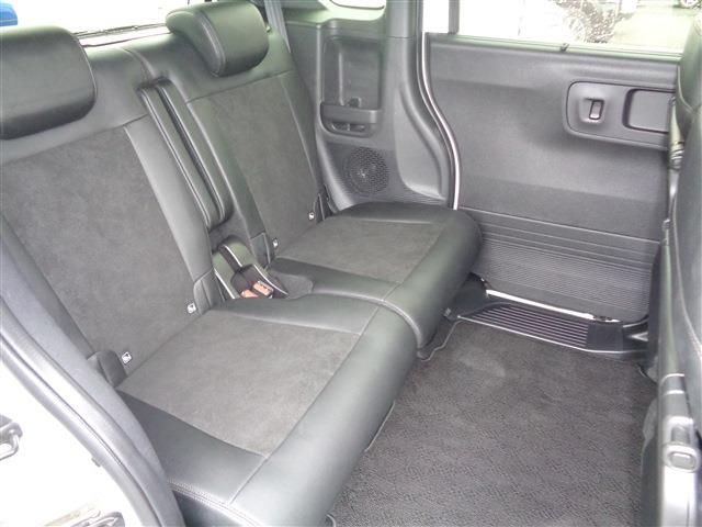 HONDA N BOX CUSTOM 2024