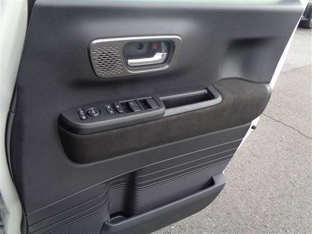 HONDA N BOX CUSTOM 2024