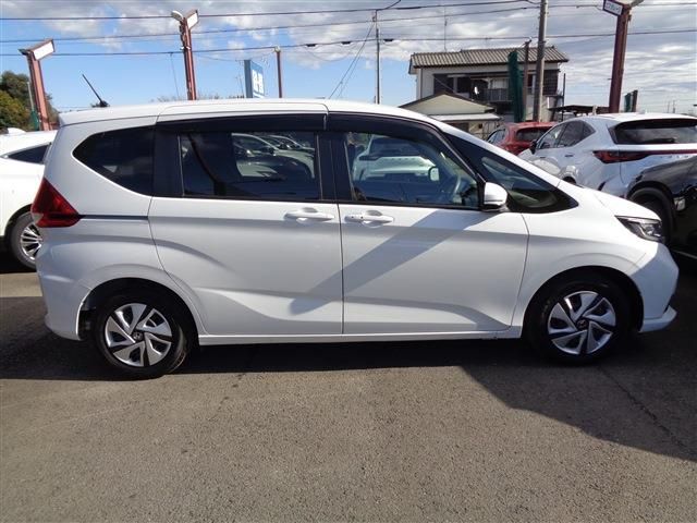 HONDA FREED HYBRID 2023