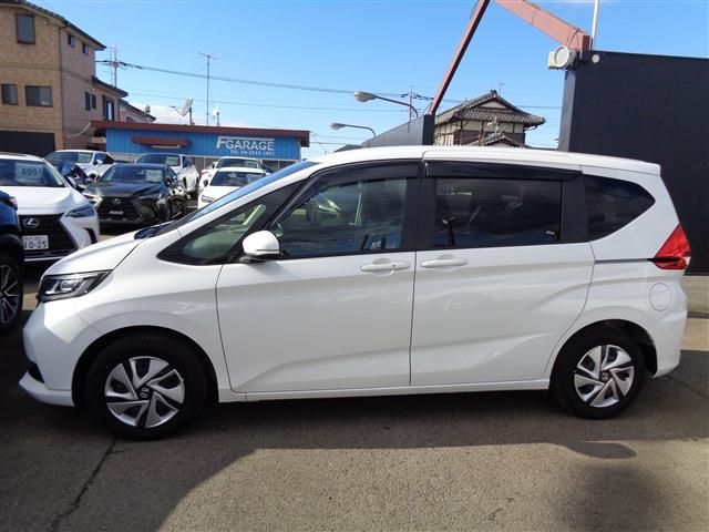 HONDA FREED HYBRID 2023