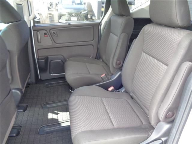 HONDA FREED HYBRID 2023